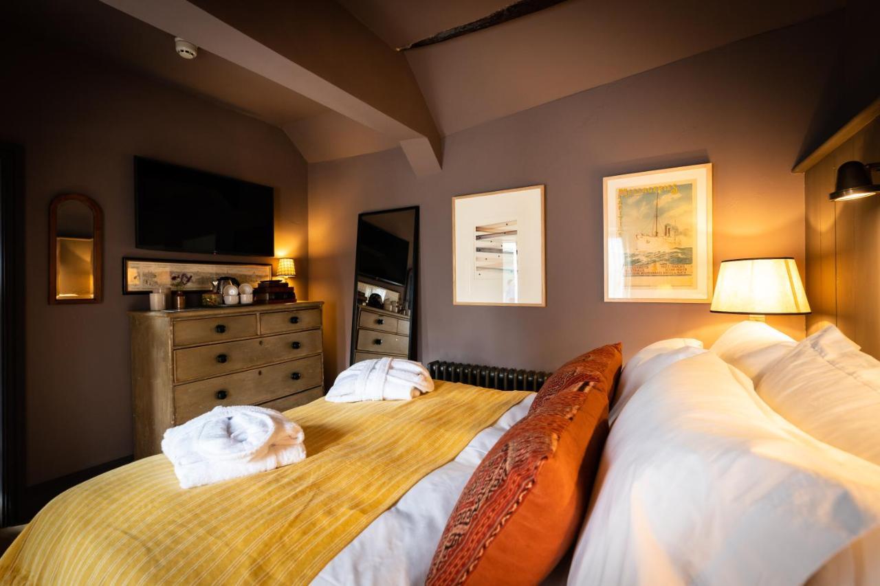 Royal Oak Ramsden Hotel Ngoại thất bức ảnh
