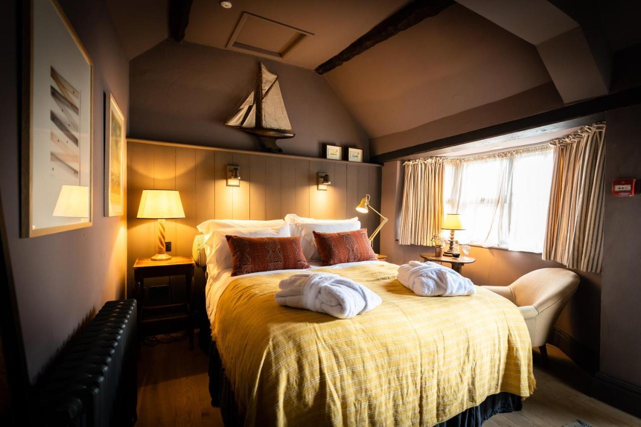 Royal Oak Ramsden Hotel Ngoại thất bức ảnh